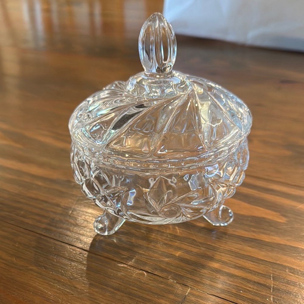Elegant Clear Glass Trinket Box